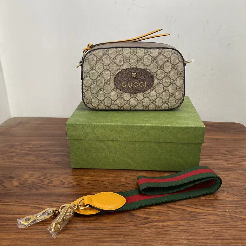 GG Neo Vintage Supreme Messenger Bag